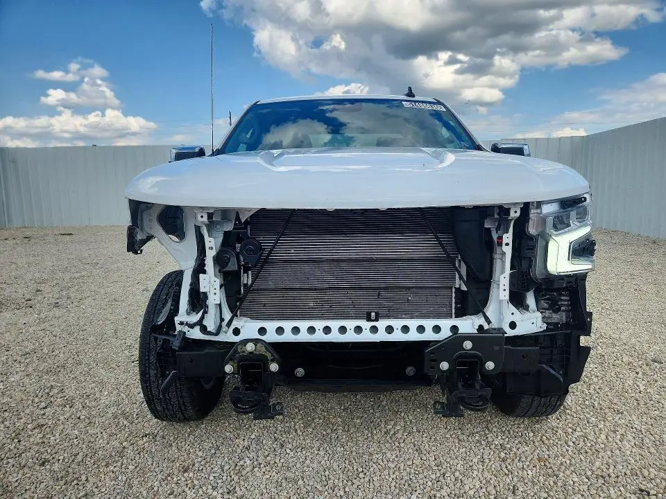 2026 CHEVROLET SILVERADO K1500 LT  