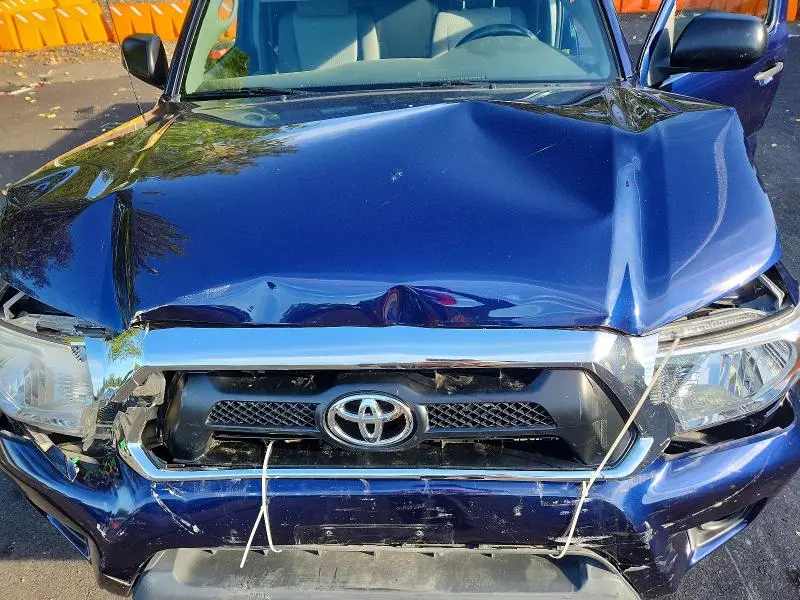 2013 TOYOTA TACOMA V6  