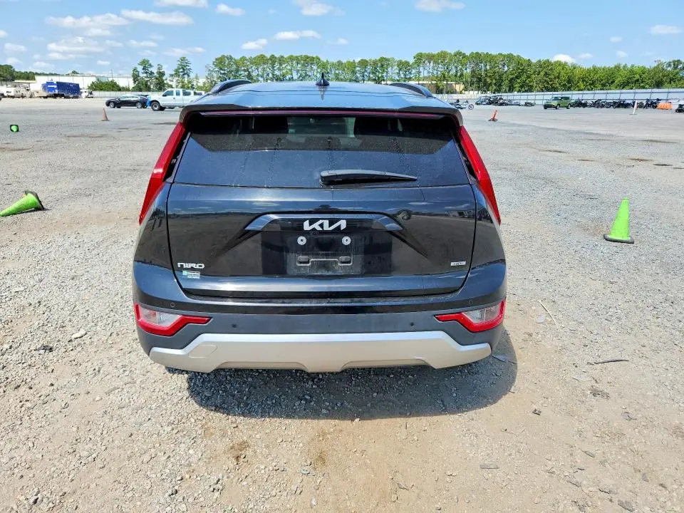 2023 KIA NIRO EX  