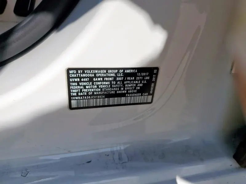 2018 VOLKSWAGEN PASSAT SE  