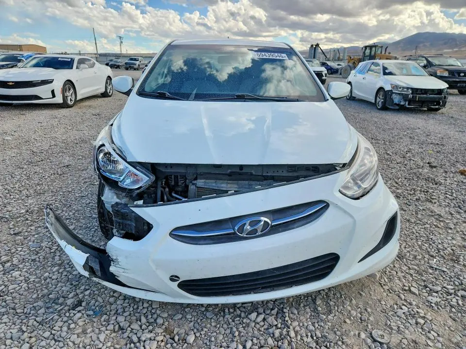 2015 HYUNDAI ACCENT GLS  