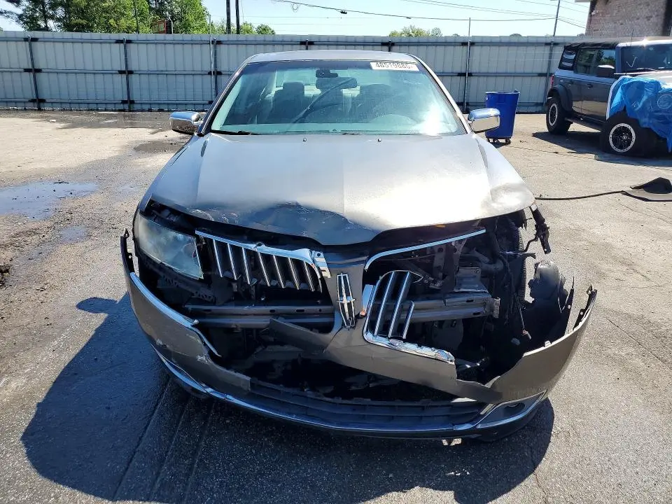 2010 LINCOLN MKZ   