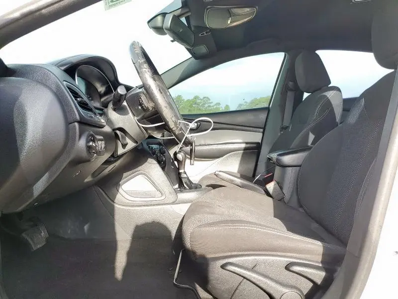 2015 DODGE DART SXT  