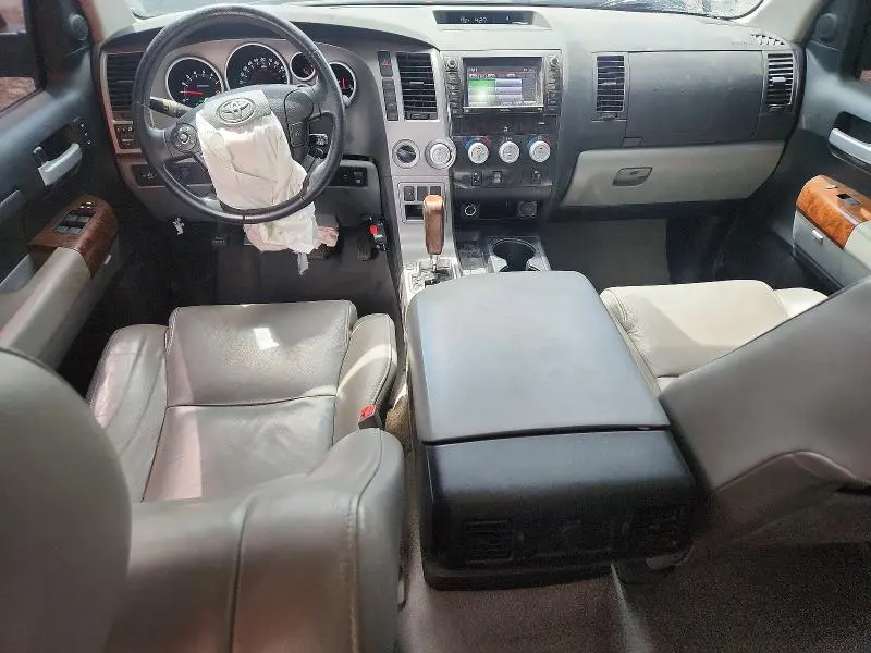 2011 TOYOTA TUNDRA CREWMAX LIMITED  