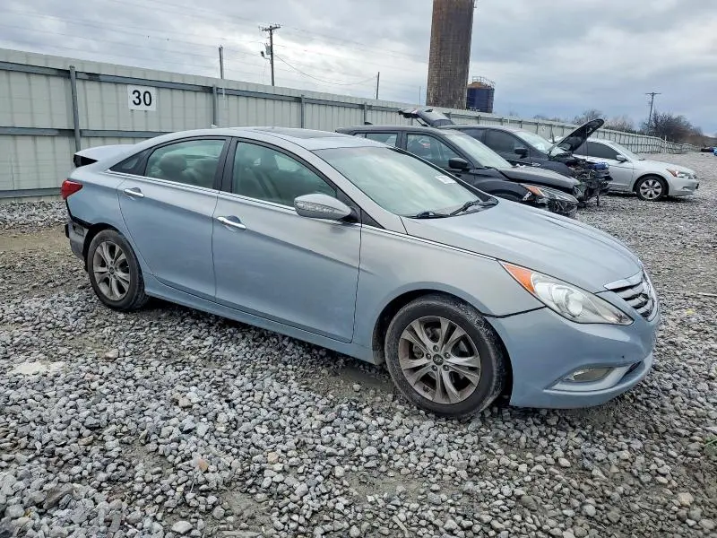2011 HYUNDAI SONATA SE  