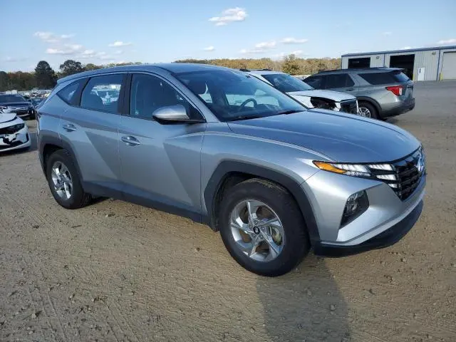 2022 HYUNDAI TUCSON SE  