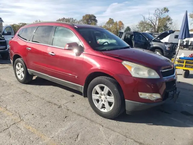 2010 CHEVROLET TRAVERSE LT  