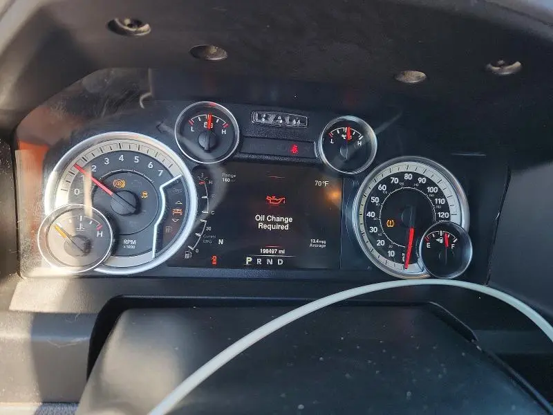 2013 RAM 1500 SLT  