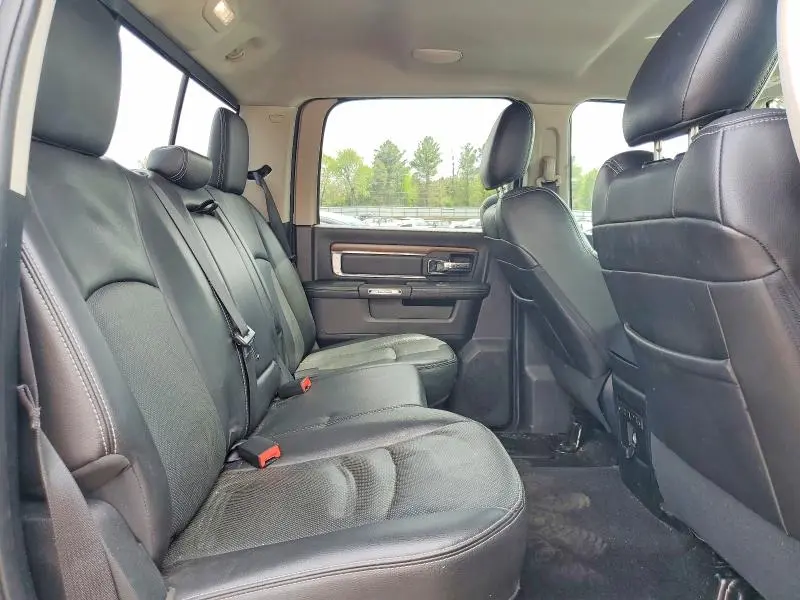 2016 RAM 1500 LARAMIE  
