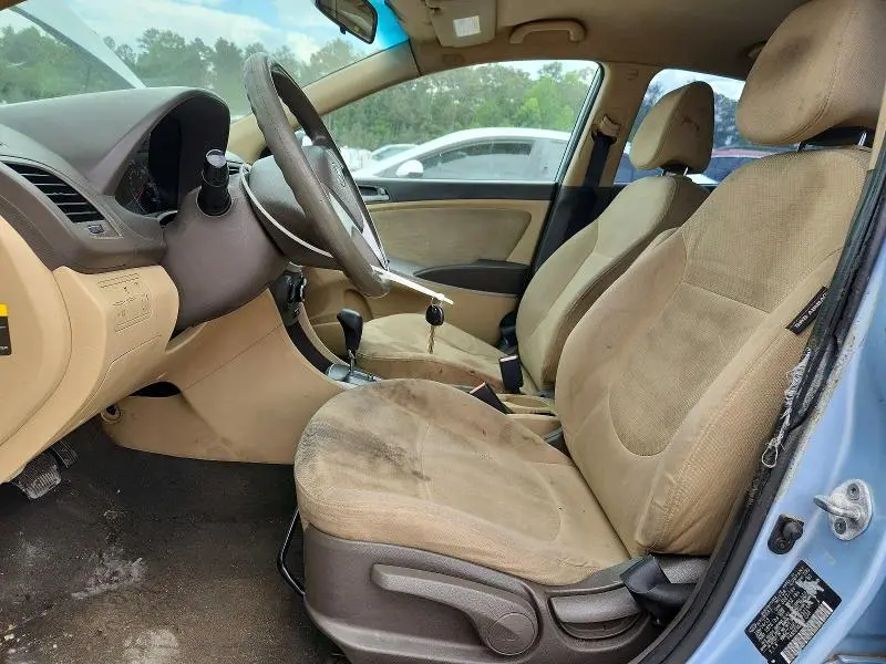 2013 HYUNDAI ACCENT GLS  