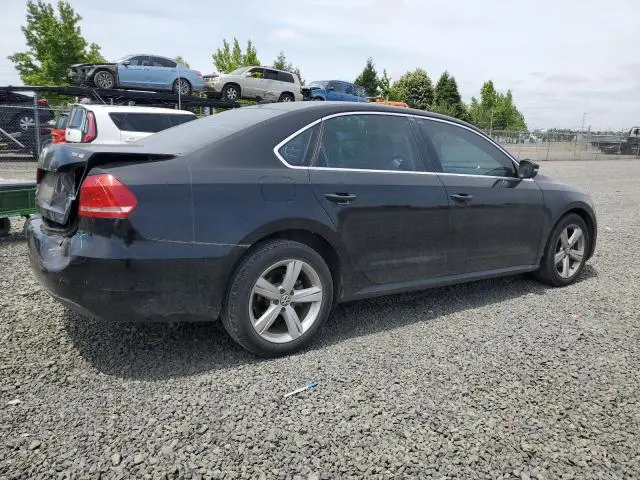 2013 VOLKSWAGEN PASSAT SE  