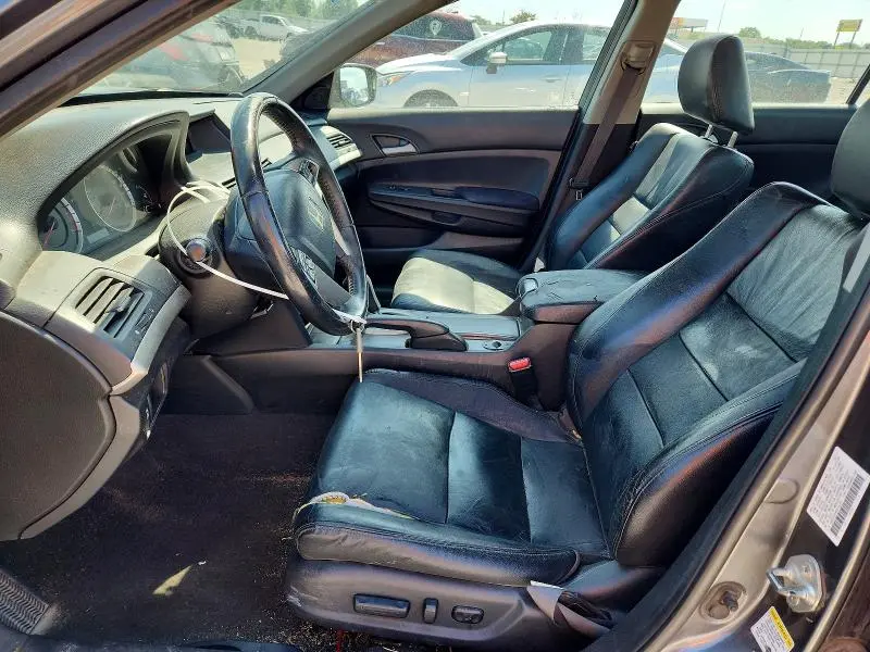 2011 HONDA ACCORD SE  