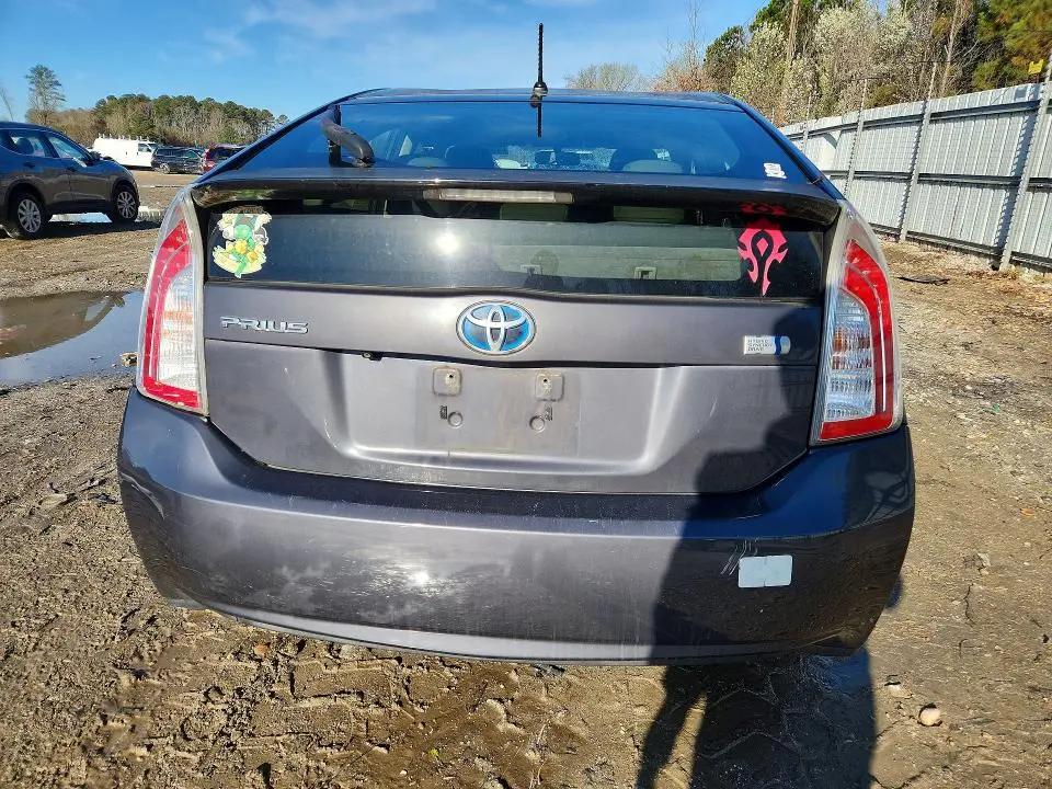 2013 TOYOTA PRIUS ONE  