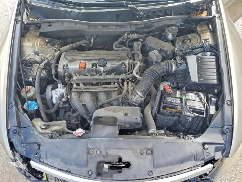 2010 HONDA ACCORD LX  