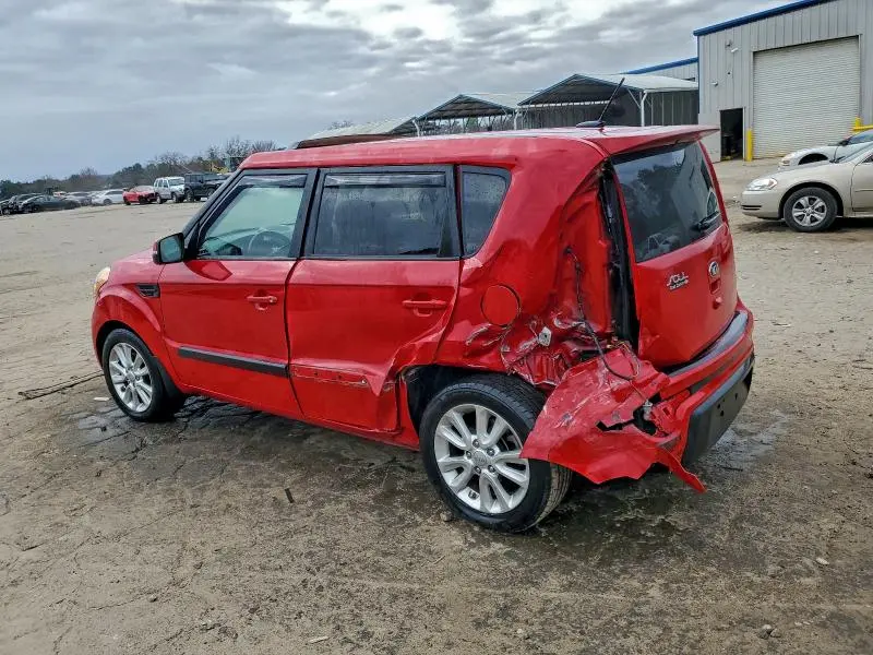 2013 KIA SOUL +  