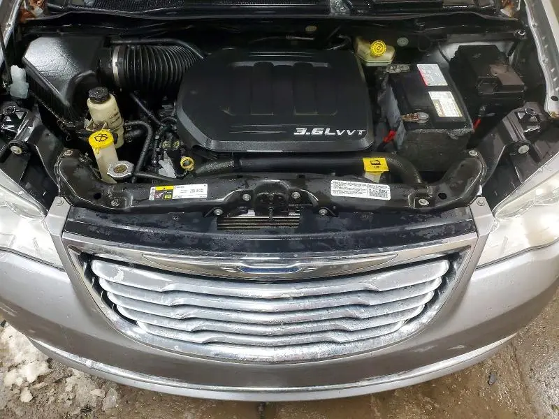 2014 CHRYSLER TOWN & COUNTRY TOURING L  