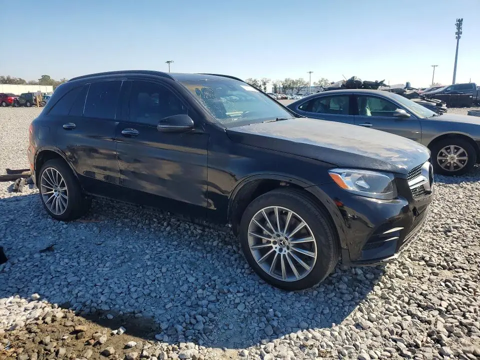2018 MERCEDES-BENZ GLC 300  