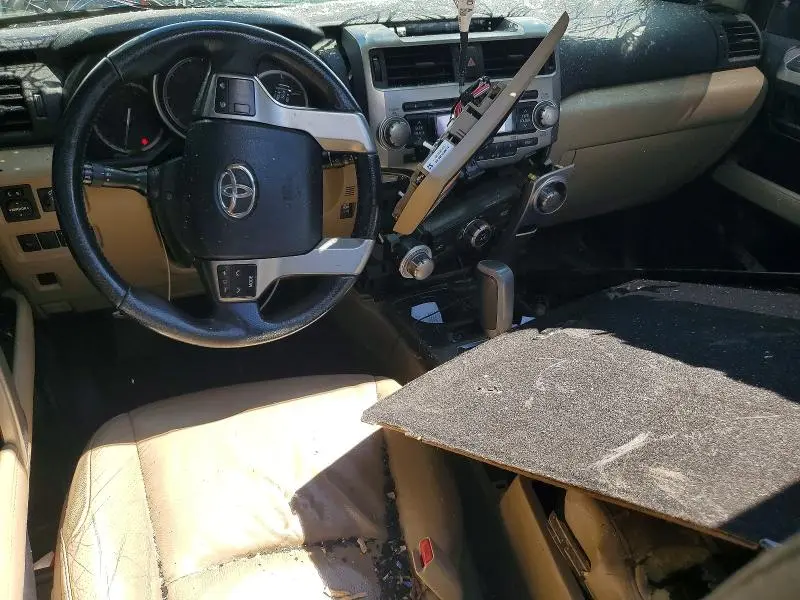 2011 TOYOTA 4RUNNER SR5  