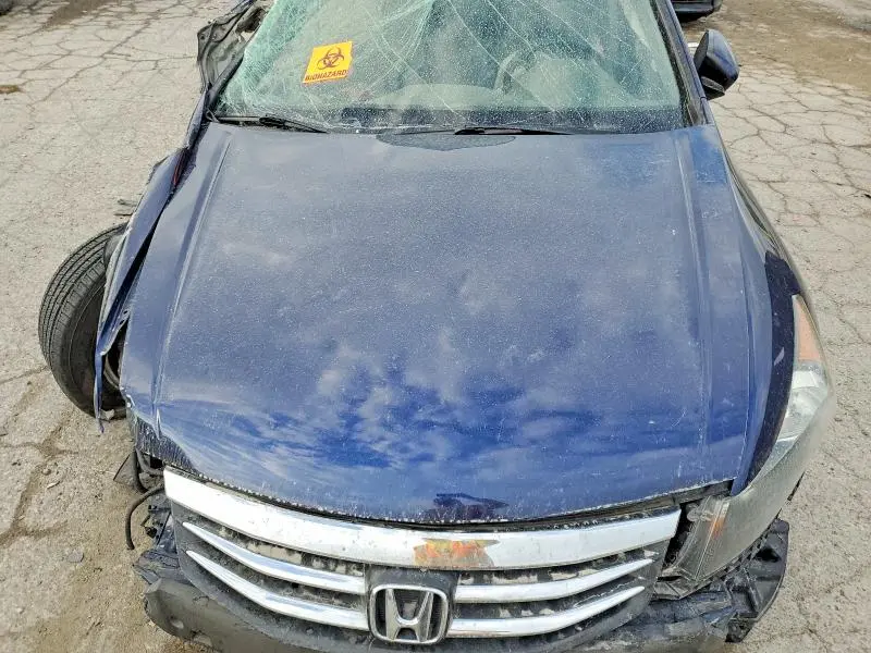 2011 HONDA ACCORD LXP  