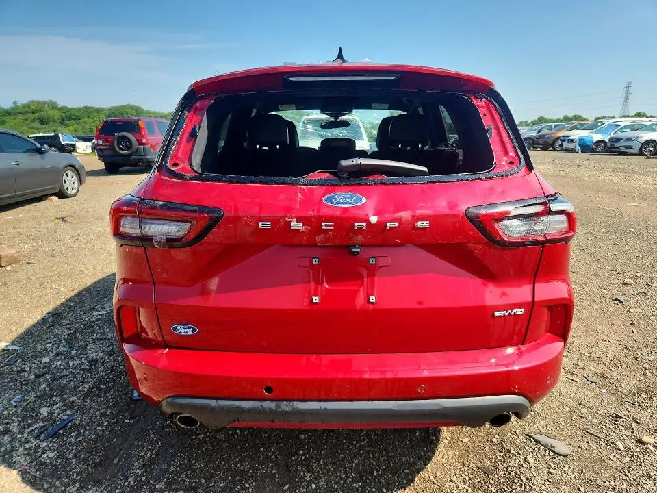 2024 FORD ESCAPE ST LINE  