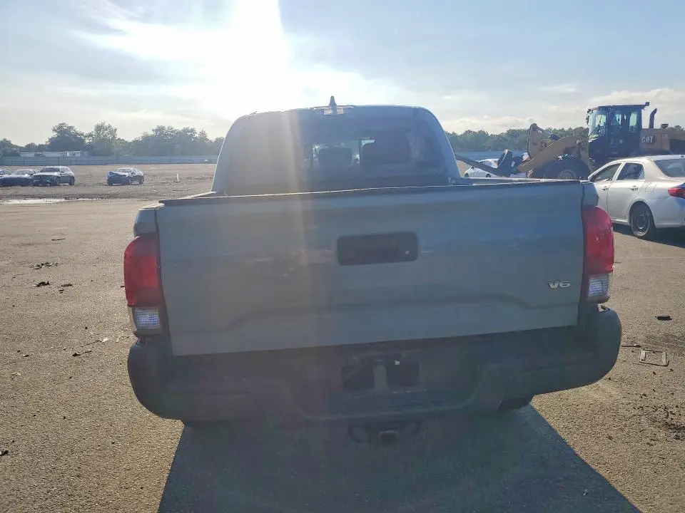 2022 TOYOTA TACOMA TRD SPORT  