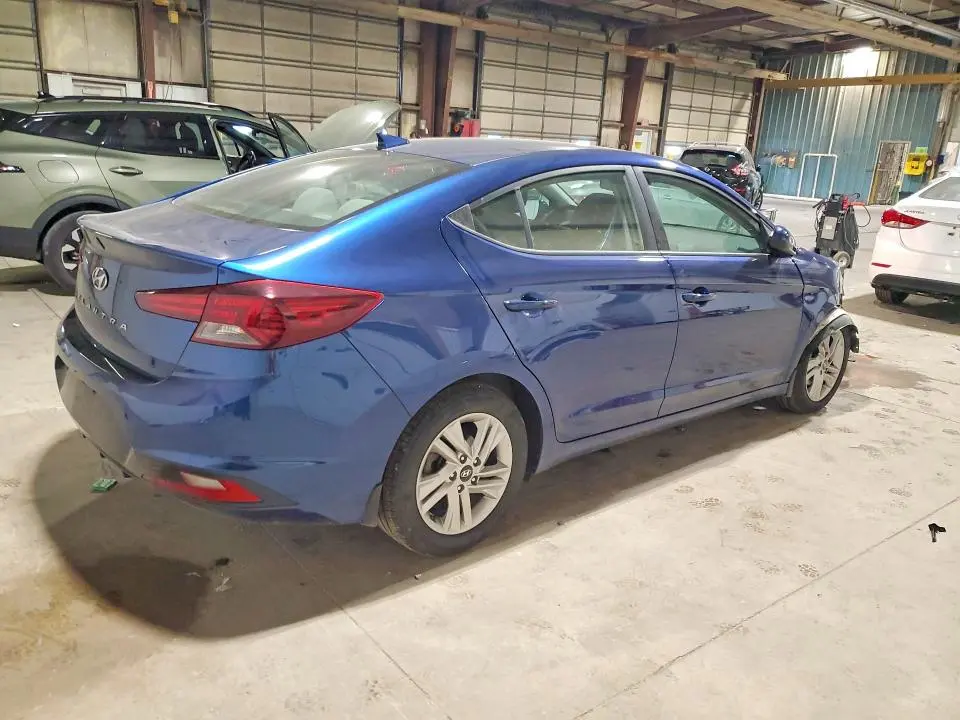 2020 HYUNDAI ELANTRA SEL  