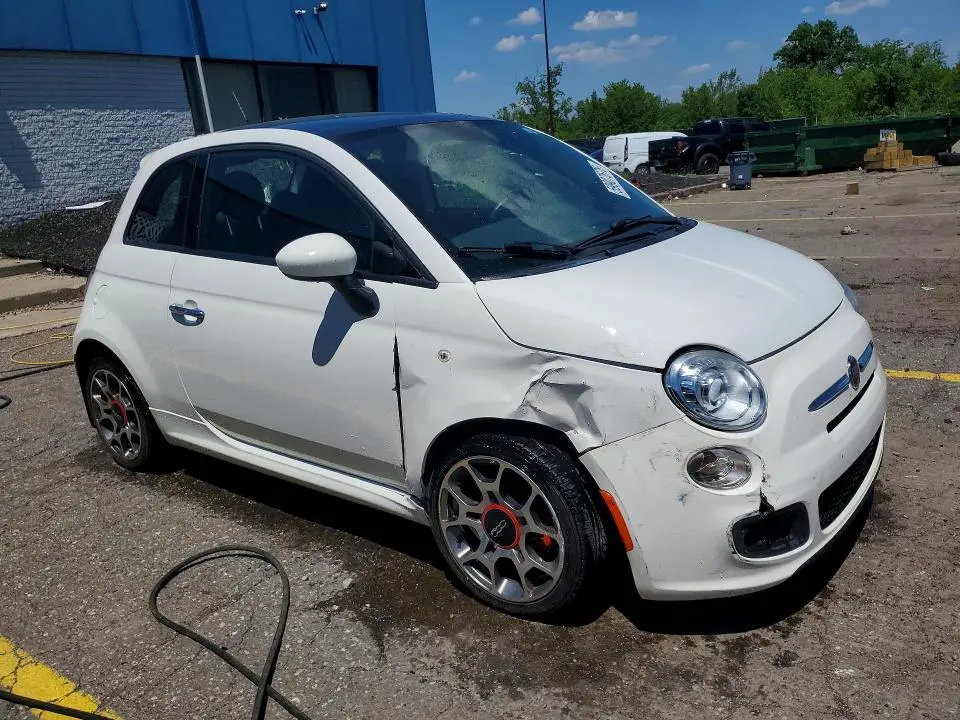 2015 FIAT 500 SPORT  