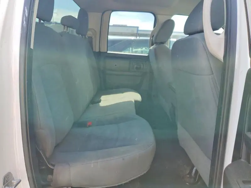 2016 RAM 1500 ST  