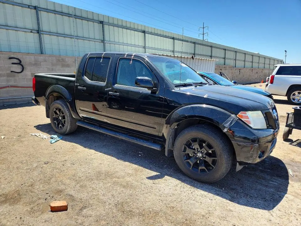 2018 NISSAN FRONTIER SV  