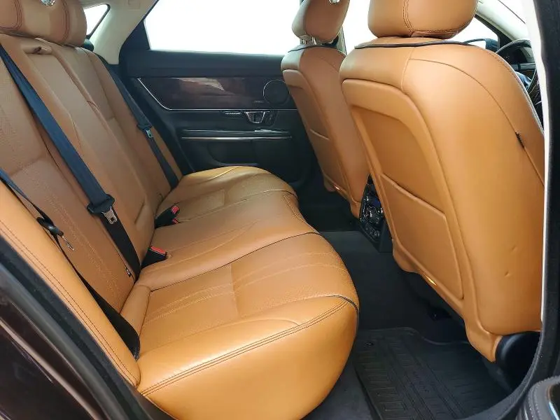 2017 JAGUAR XJ   