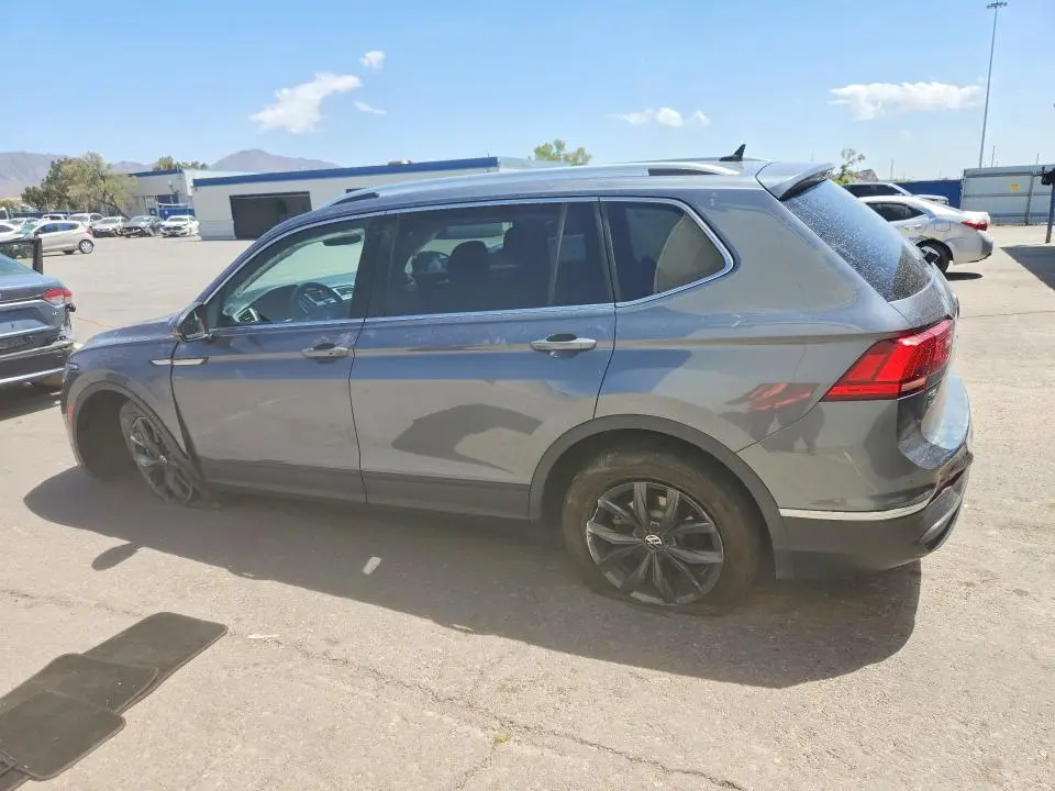 2024 VOLKSWAGEN TIGUAN SE  