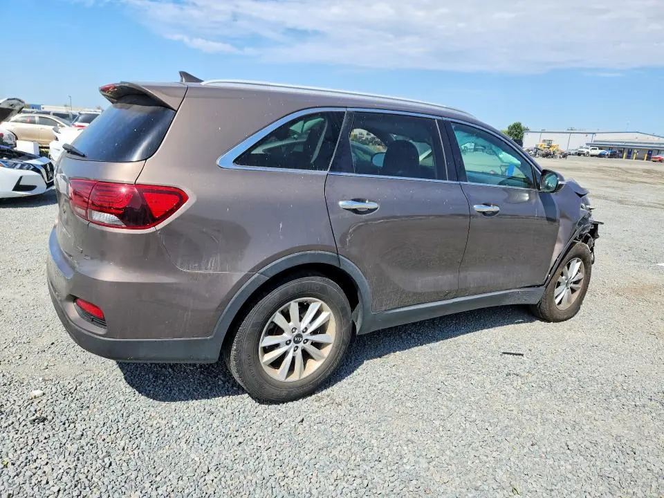 2019 KIA SORENTO LX  