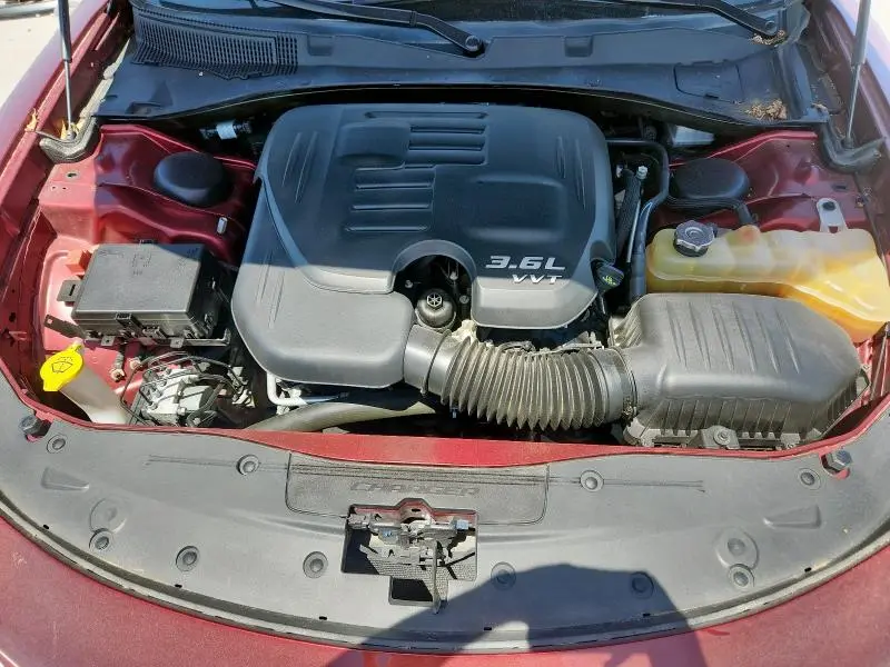 2019 DODGE CHARGER SXT  