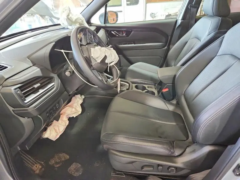 2025 SUBARU FORESTER LIMITED  