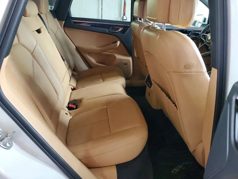 2018 PORSCHE MACAN S  