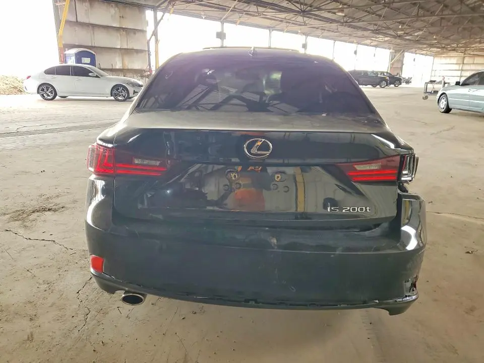 2016 LEXUS IS 200T  