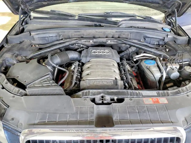 2010 AUDI Q5 PREMIUM PLUS  