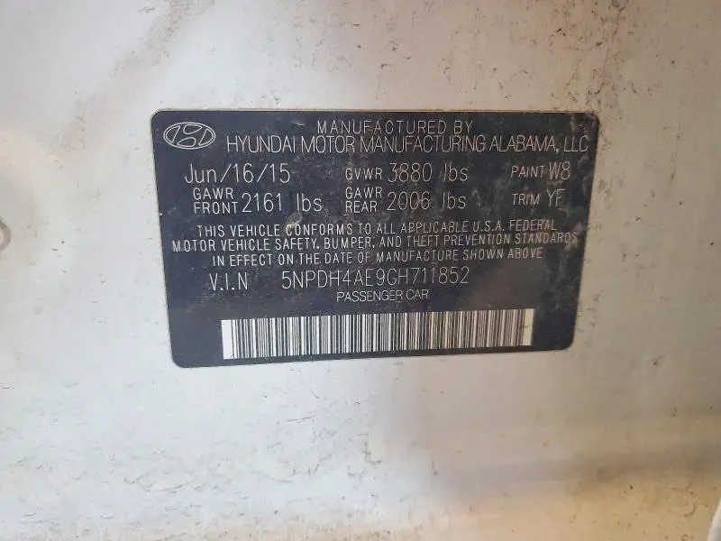 2016 HYUNDAI ELANTRA SE  