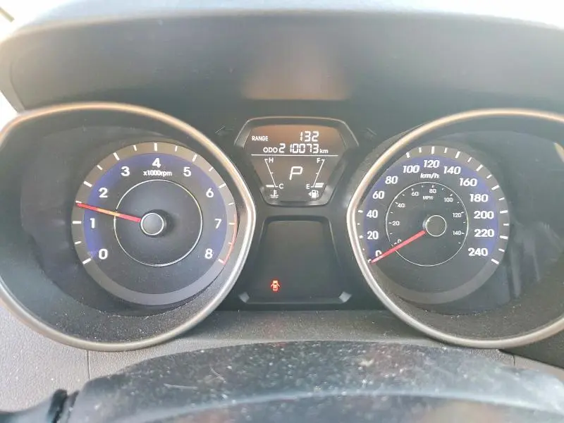 2013 HYUNDAI ELANTRA GLS  