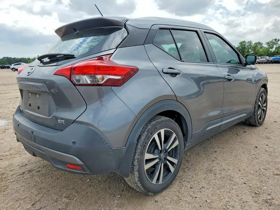 2020 NISSAN KICKS SR  