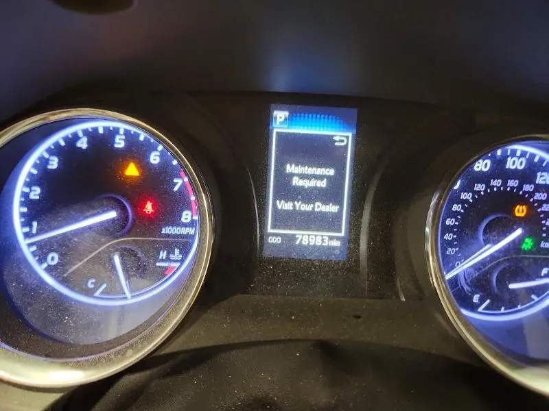 2019 TOYOTA CAMRY LE  
