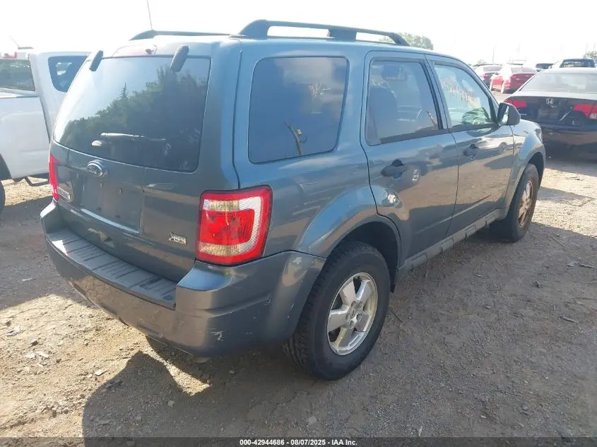 2011 FORD ESCAPE XLT