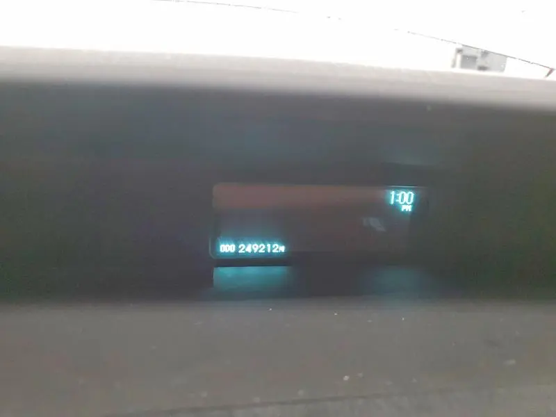 2010 TOYOTA PRIUS III  