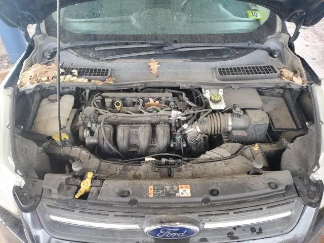 2016 FORD ESCAPE SE  