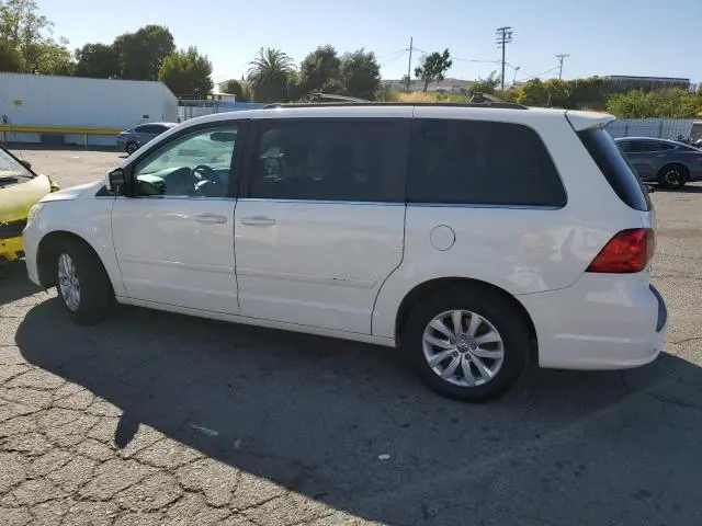 2012 VOLKSWAGEN ROUTAN SE  