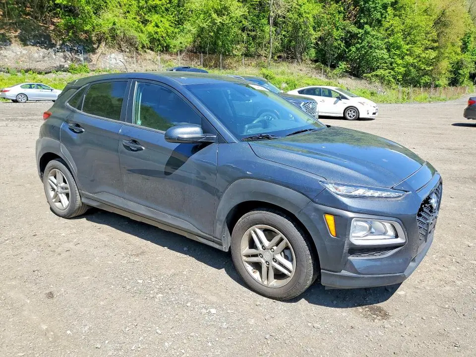 2020 HYUNDAI KONA SE  
