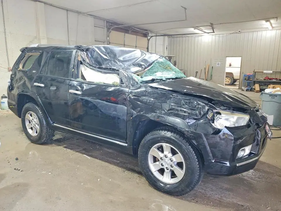 2012 TOYOTA 4RUNNER SR5  