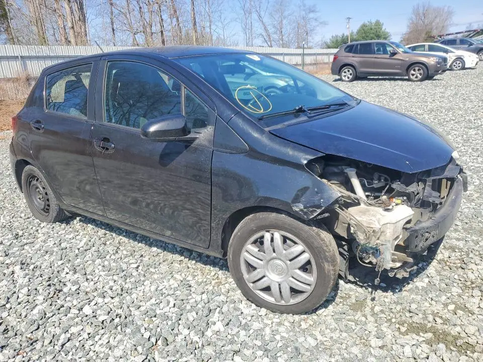 2015 TOYOTA YARIS 5-DOOR L  