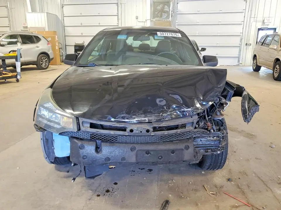 2010 FORD FOCUS SE  