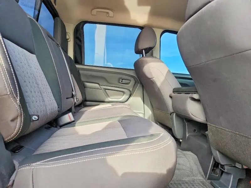 2023 NISSAN TITAN S  